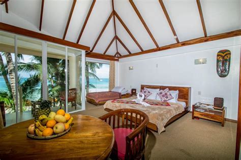 Rooms available at Nigi Nigi Nu Noos Beach Resort .